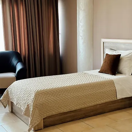 Terminal מלון 3*