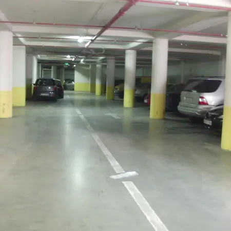 Terminal 3* טיראנה